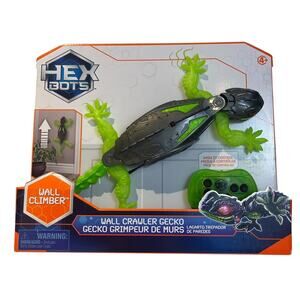 Remote Control Gecko HEX BOTS Wallcrawler And Floor Mover Gecko Remote Ages 4+